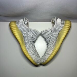 Size 8 - adidas Yeezy Boost 350 V2 2018 Low Static Non-Reflective